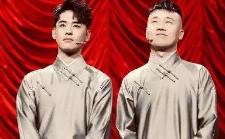 张云雷微博爆料小视频,揭秘幕后的精彩瞬间